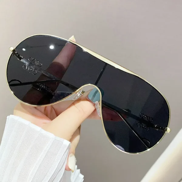 Vintage Oversized One Piece Shield Sunglasses for Women Big Frame Casual Luxury Designer Eyewear Lunette De Soleil Femme - Image 3