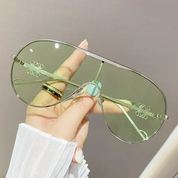 Vintage Oversized One Piece Shield Sunglasses for Women Big Frame Casual Luxury Designer Eyewear Lunette De Soleil Femme - Image 4